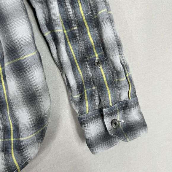 Vince Mens Shirt Medium Gray Shadow Classic Fit Plaid Flannel Country Preppy - Picture 8 of 12